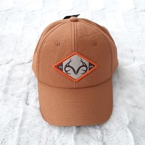 NWT RealTree baseball brown ball cap.